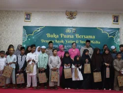 Polres Bangka Tengah Buka Puasa bersama Puluhan Anak Yatim Piatu