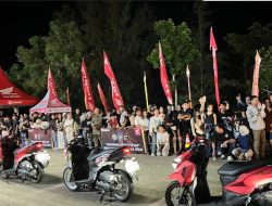 Robby Siantury Hadiahi Sepatu untuk Juara Vario Berlari, Balap Lari Malam “Mendadak Atlet”