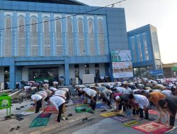 Gelar Salat Idul Fitri, Ribuan Warga Muhammadiyah Penuhi Area Masjid Muhajirin Pangkalpinang