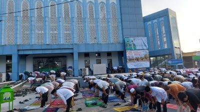 Gelar Salat Idul Fitri, Ribuan Warga Muhammadiyah Penuhi Area Masjid Muhajirin Pangkalpinang