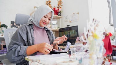 Dari Seserahan ke Produk Kreatif, Studio Dian Tantra Berkembang Berkat Dukungan Rumah BUMN Belitung Bersama PT TIMAH