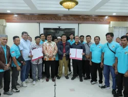 Gubernur Hidayat Arsani Saksikan Penandatanganan Kemitraan Plasma Perkebunan PT Rebinmas Jaya dan Koperasi Produsen Aik Kalak Makmur Sejahtera