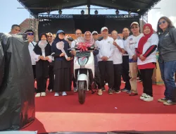 Lautan Manusia Meriahkan Jalan Sehat HUT Sungailiat, Honda ICON e Jadi Magnet Utama